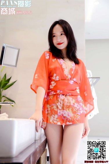 月亮与乳房